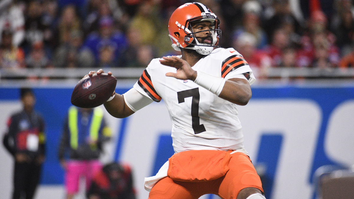 Jacoby Brissett wore Patriots' quarterback 'wolfpack' to Super Bowl LI