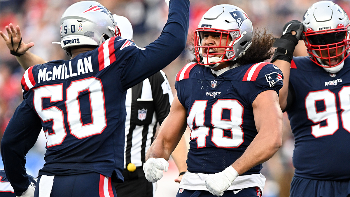 Patriots get 9 sacks in dominant 26-3 victory over Colts