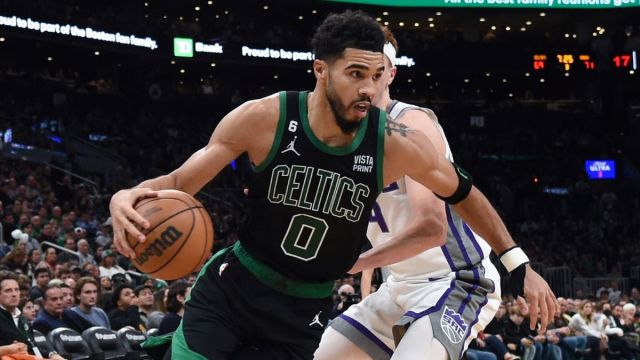 Celtics bury Kings with avalanche 35-4 run; Jaylen Brown says Payton  Pritchard is 'mastering' microwave role 