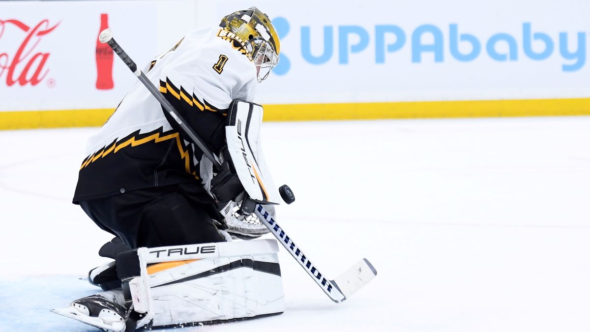 Jeremy Swayman Doesn't Want To Stop Wearing Bruins' 'Pooh Bear' Jersey