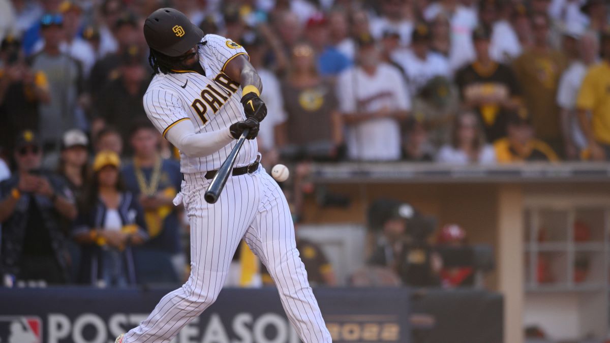 Mariners Free Agency Target: Josh Bell at First Base