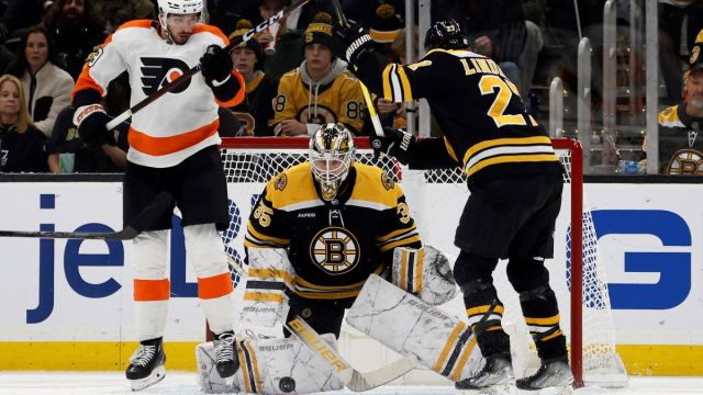 Bruins Post Video Of Goalie Hug After Fans Get Angry At TNT