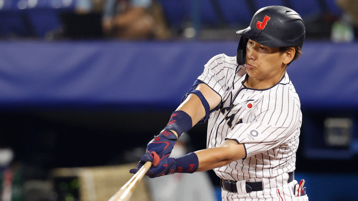 Baseball: Masataka Yoshida gets 2 hits, RBI before injury scare