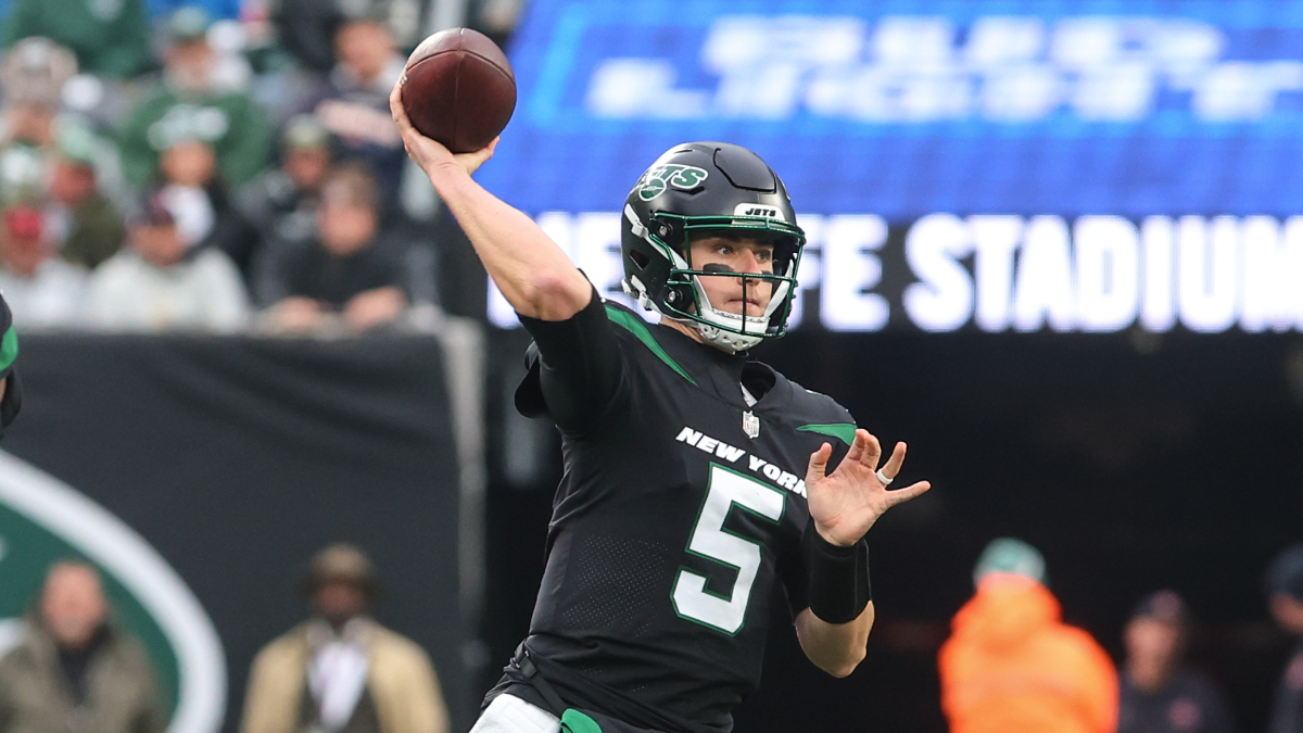 New York Jets QB Mike White featured in Pro Football Hall of Fame - Sports  Illustrated New York Jets News, Analysis and More