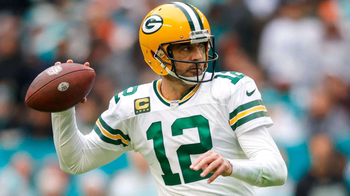 Aaron Rodgers' Packers upset Tua and struggling Dolphins 26-20, NFL