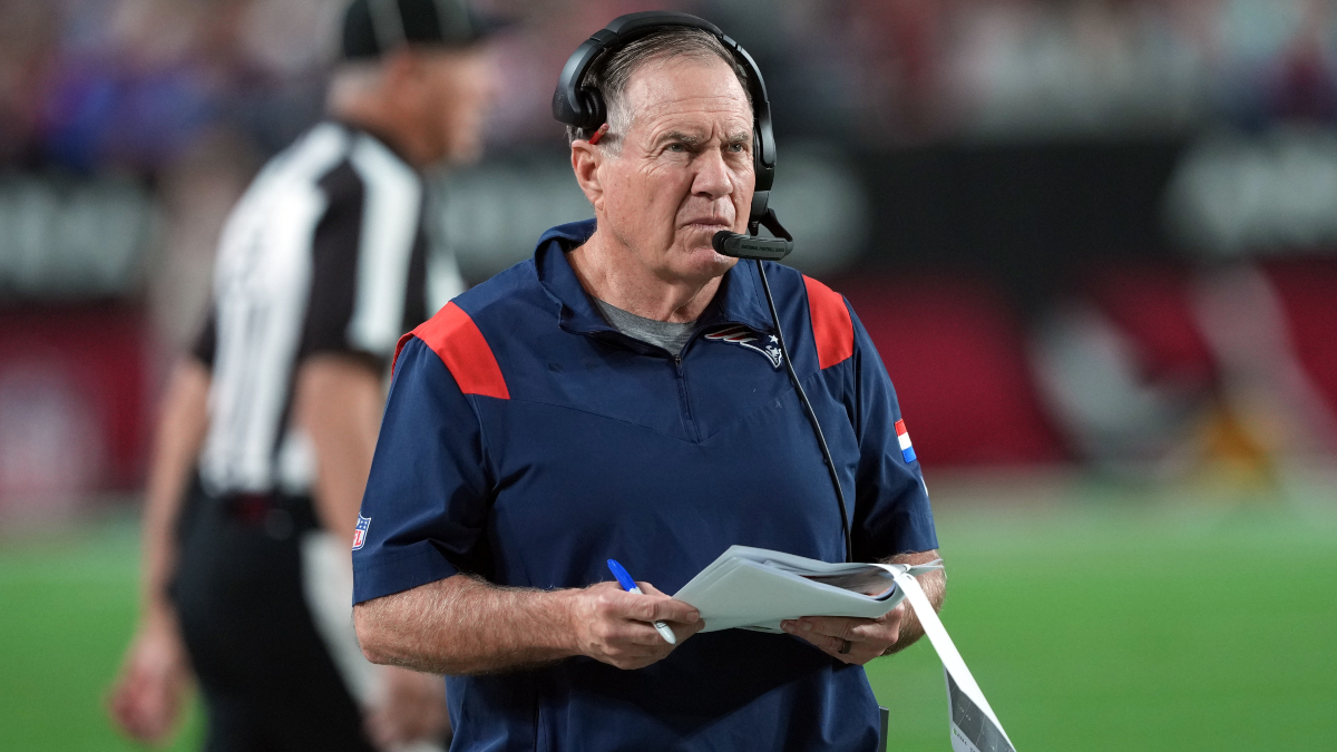 Patriots' Bill Belichick shows love to Cardinals' DeAndre Hopkins in mic'd  up moment