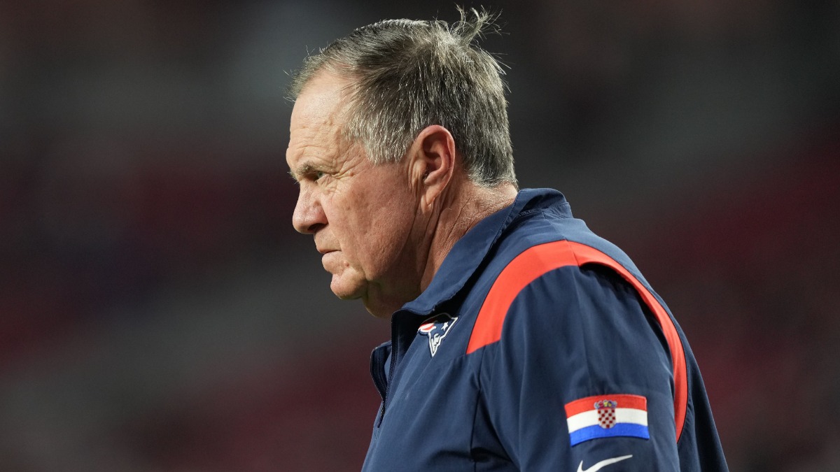 Patriots: Bill Belichick had such an awkward moment with rookie