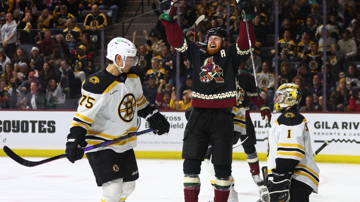 How Bruins Feel About Playing In College Arena Vs. Coyotes