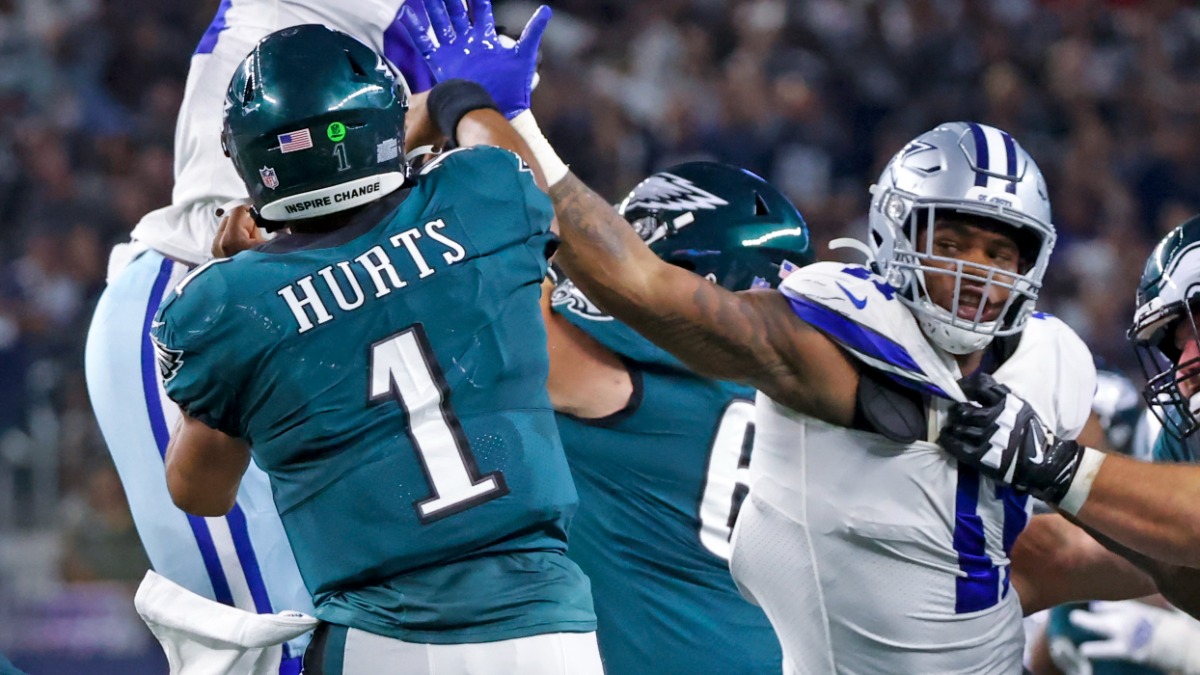 Eagles QB Jalen Hurts' status in doubt for Christmas Eve matchup vs Cowboys