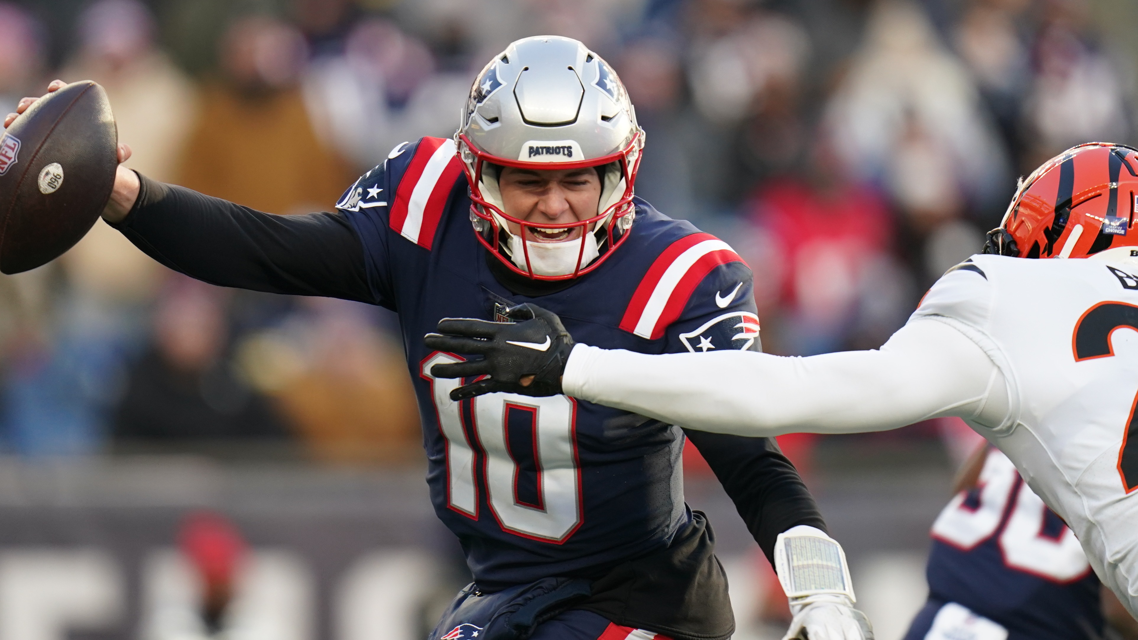 Patriots QB Mac Jones has important message as playoff race heats up