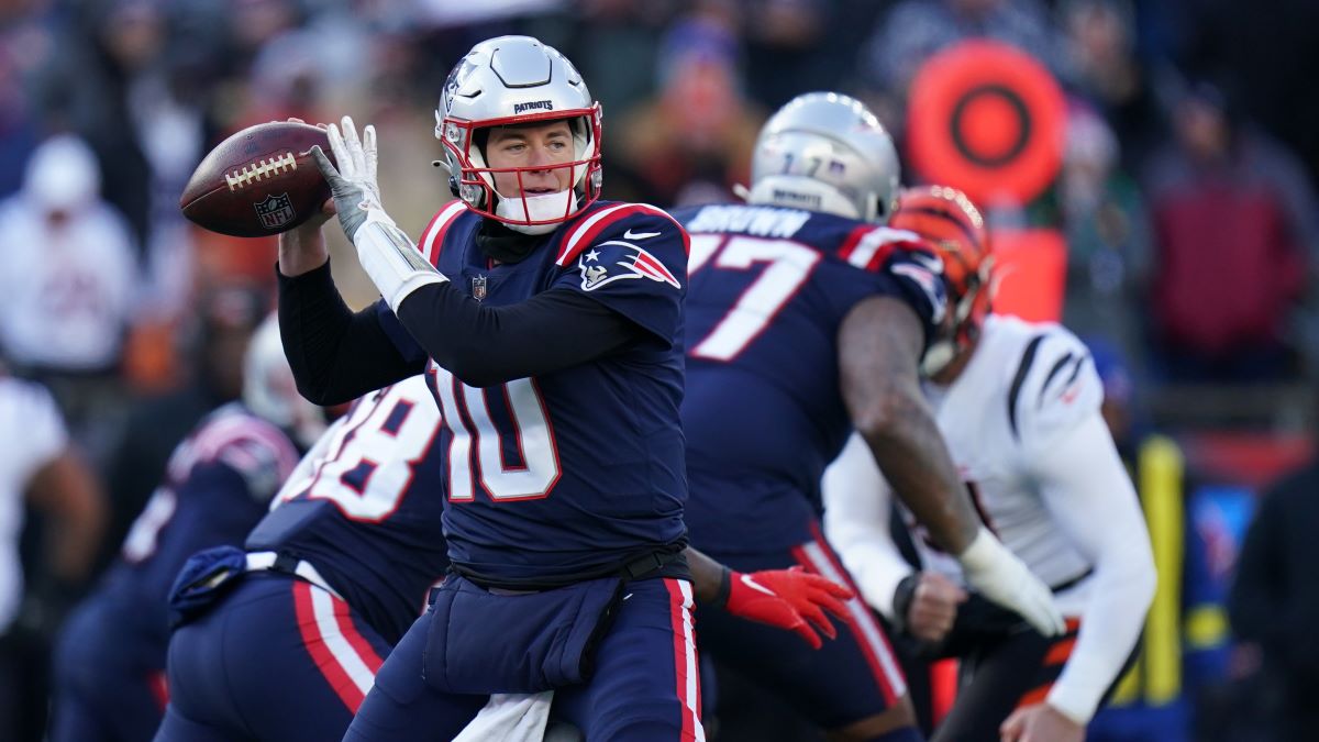 NFL Fines Patriots QB Mac Jones For Unsportsmanlike Conduct