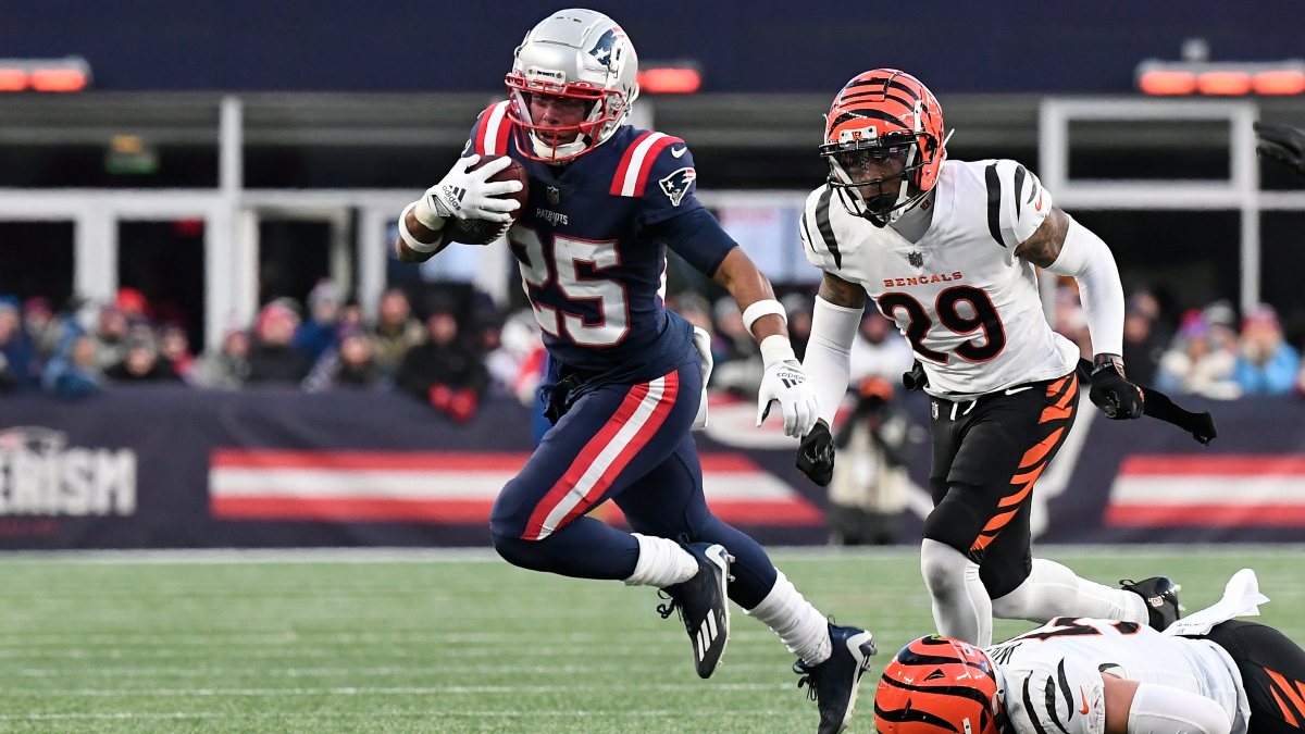 Patriots rookie corner Marcus Jones has slot RECEIVER potential