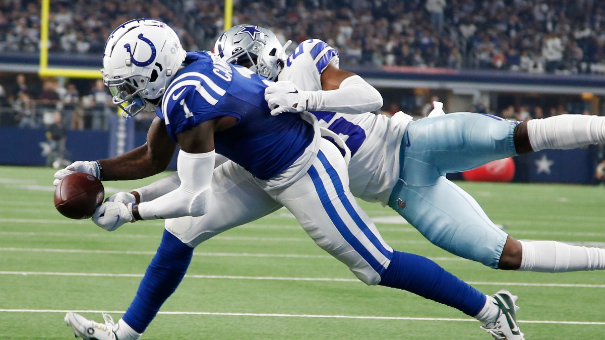 Cowboys score 33 in 4th quarter, rout Colts 54-19