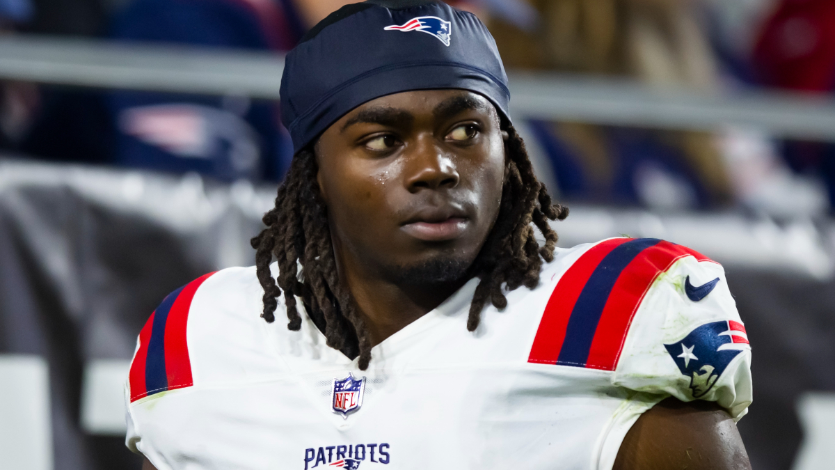 Rhamondre Stevenson hits 1,000-yard mark, first Patriots RB to do it in 7  years 