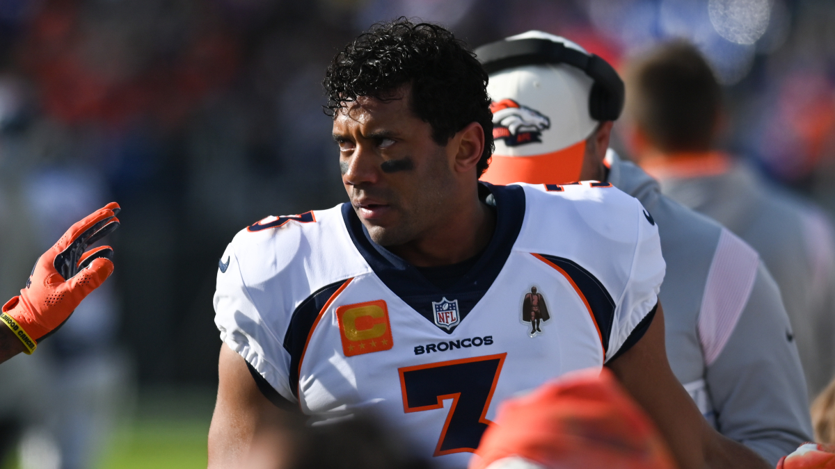 Analysis: Looking at Russell Wilson's extension with Broncos