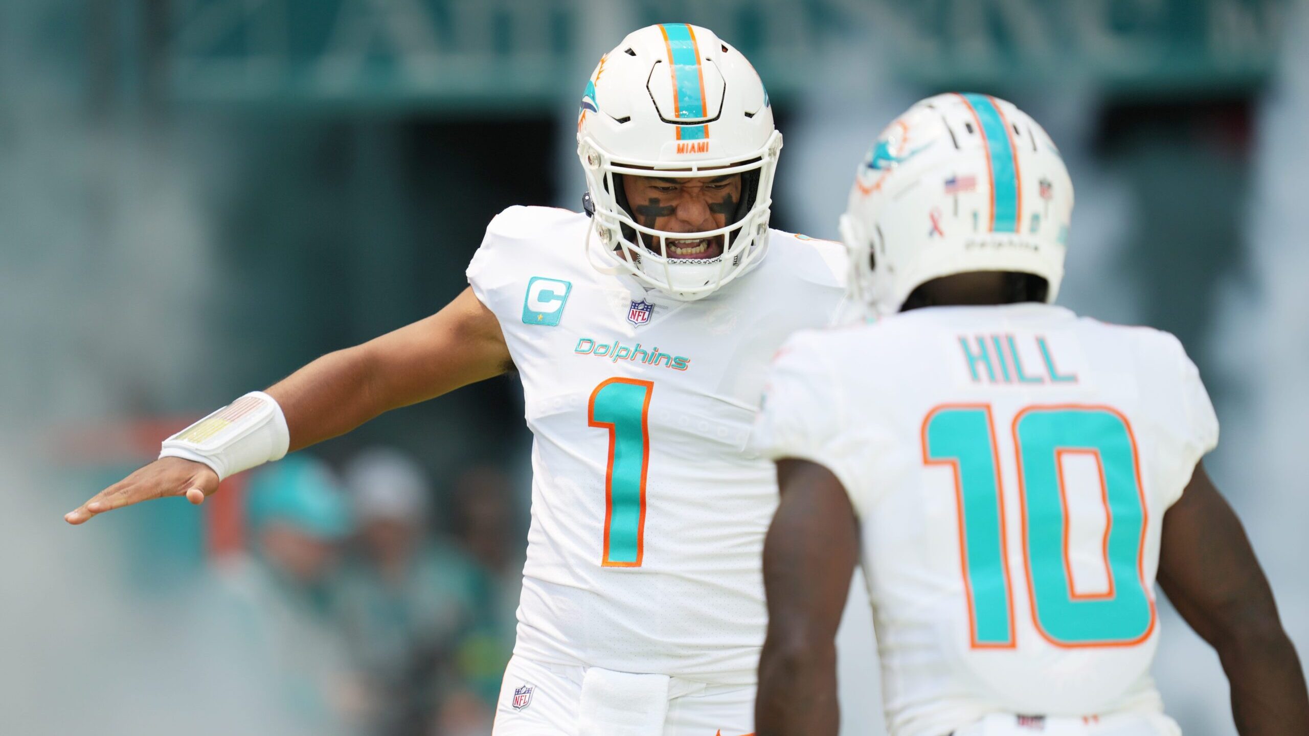 NFL DFS Showdown Lineup Picks: Dolphins-Chargers