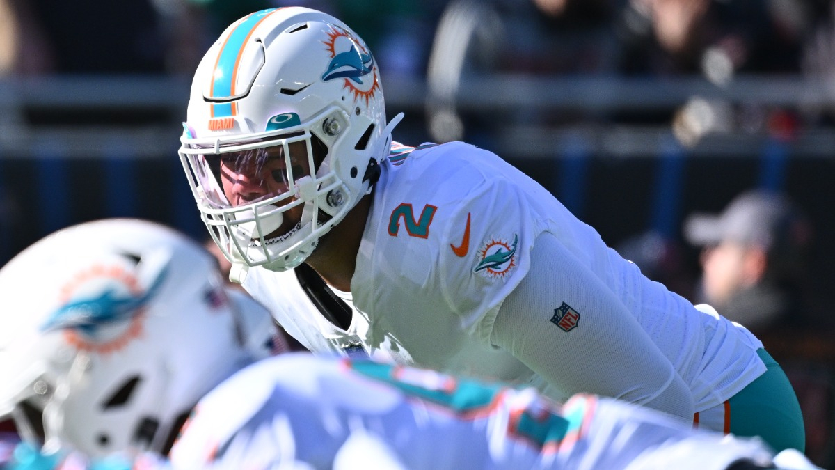 Patriots vs. Dolphins Wednesday injury report: Jonnu Smith, Marcus