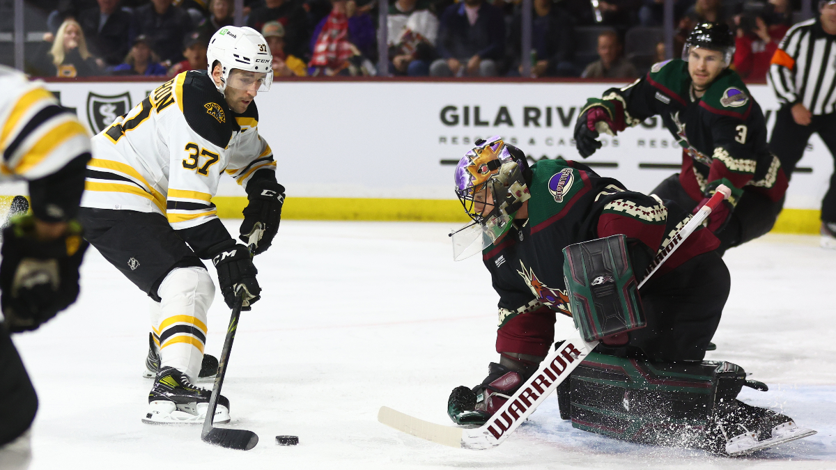 Clayton Keller 2020 Arizona Coyotes Diamondbacks Night Game