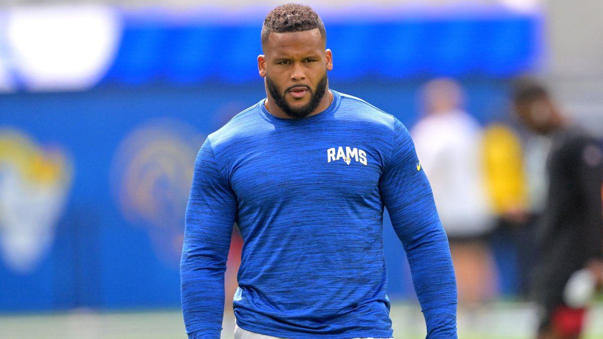 Aaron Donald scares Rams fans with Twitter retirement hint, but