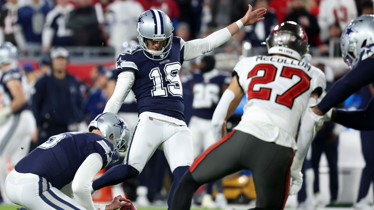 Brett Maher's NFL playoff woes continue as the Dallas Cowboys kicker misses  a 5th extra point – Orlando Sentinel