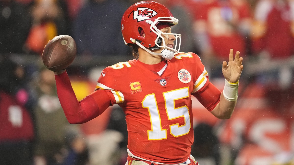 Patrick Mahomes sustained high ankle sprain Saturday, expects to lead Chiefs  in AFC title game - The Boston Globe