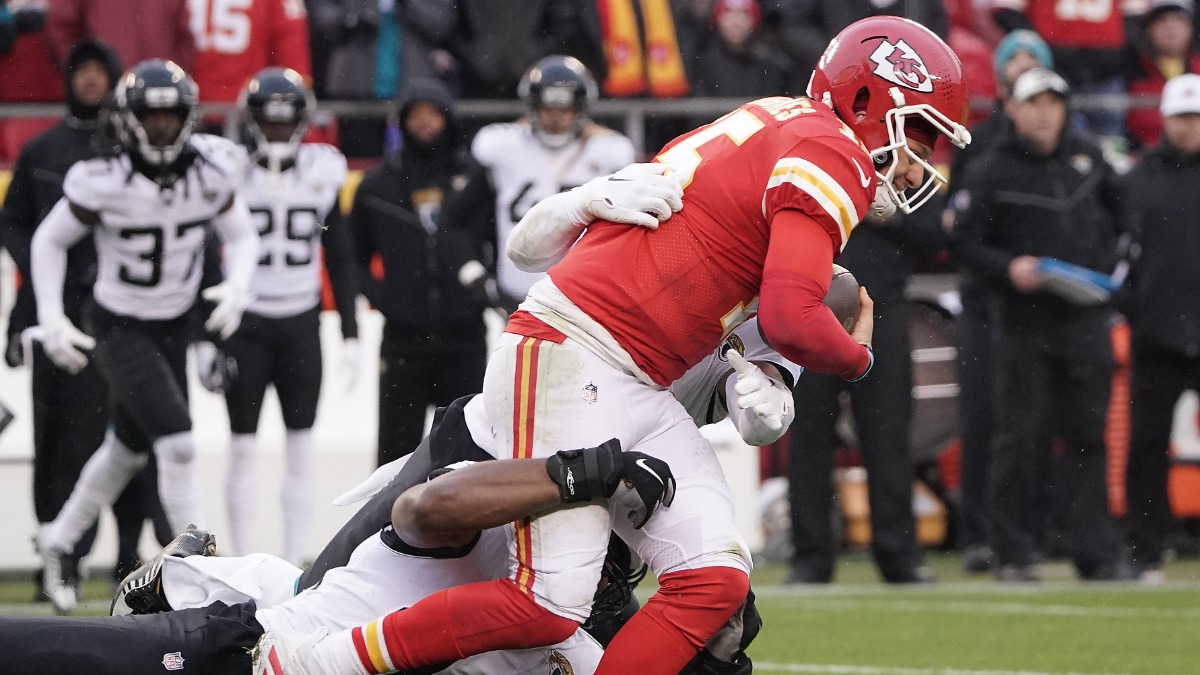 Patrick Mahomes Returns To Start Second Half Of Chiefs-Jaguars