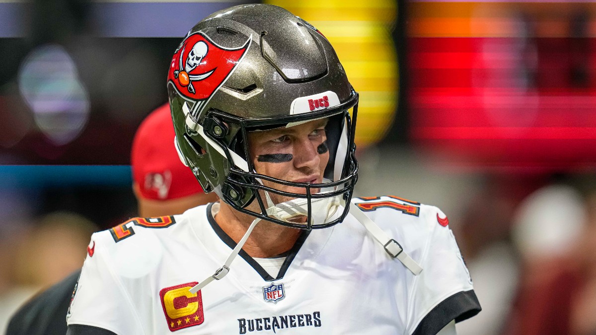 Tampa Bay Bucs QB Tom Brady Appears to be Dismissive of Cincinnati Bengals'  Defense - Sports Illustrated Cincinnati Bengals News, Analysis and More