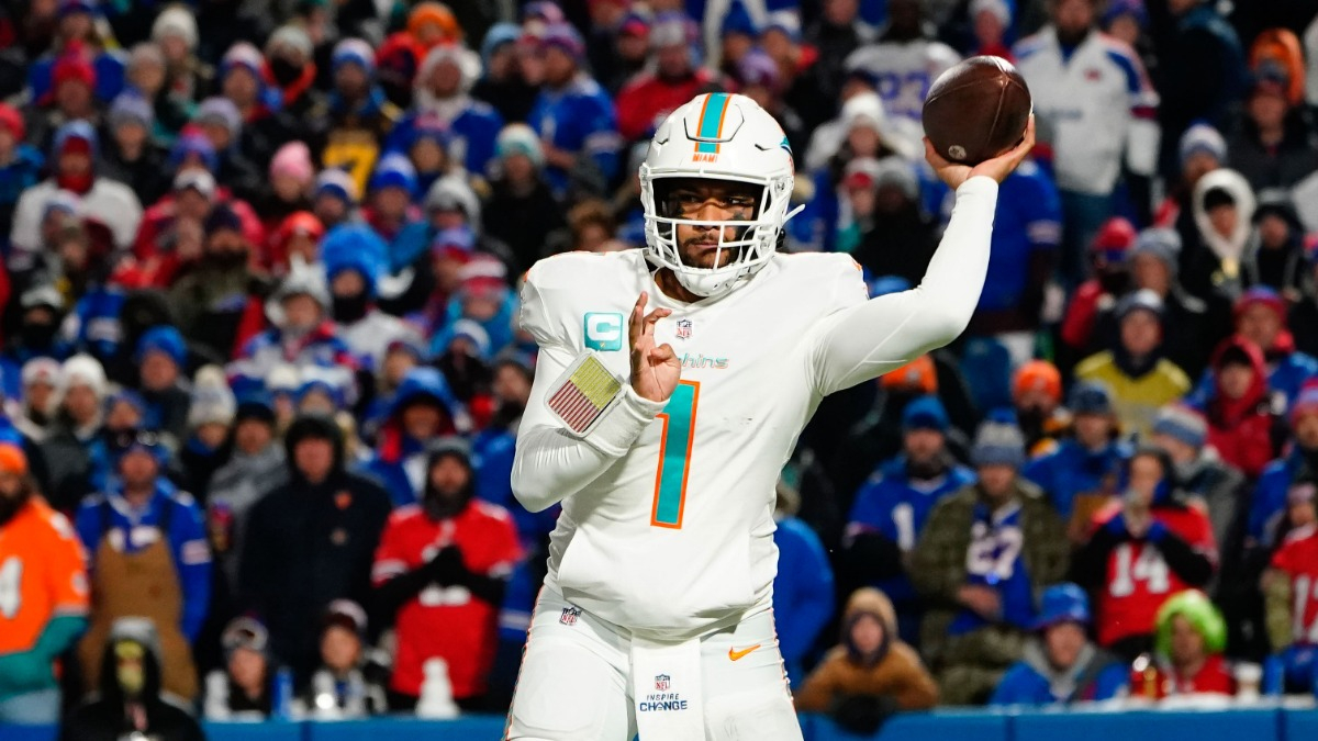 Tua Tagovailoa to miss Miami Dolphins' Wild Card showdown with Buffalo  Bills, Skylar Thompson to start - On3