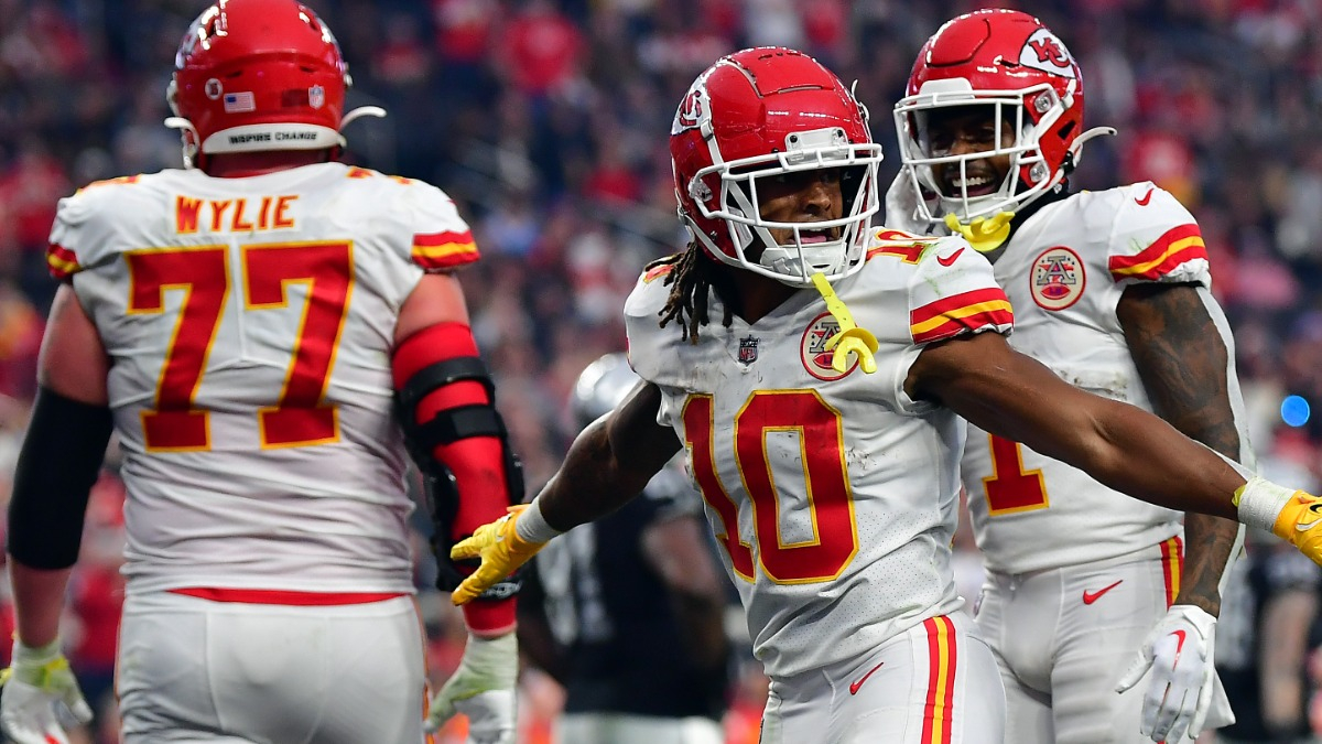 NFL playoff picture: What does Chiefs-Raiders mean for AFC playoff