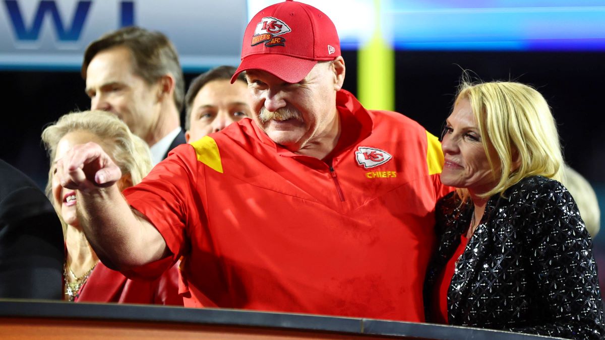 Terry Bradshaw's 2023 Super Bowl Remarks to Coach Andy Reid Under Fire