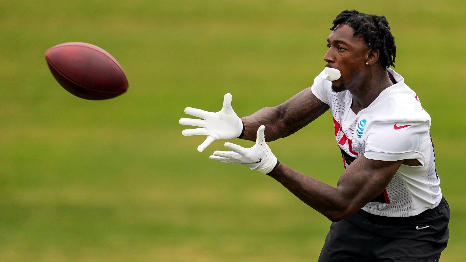 Jaguars reportedly trade for Atlanta Falcons receiver Calvin Ridley