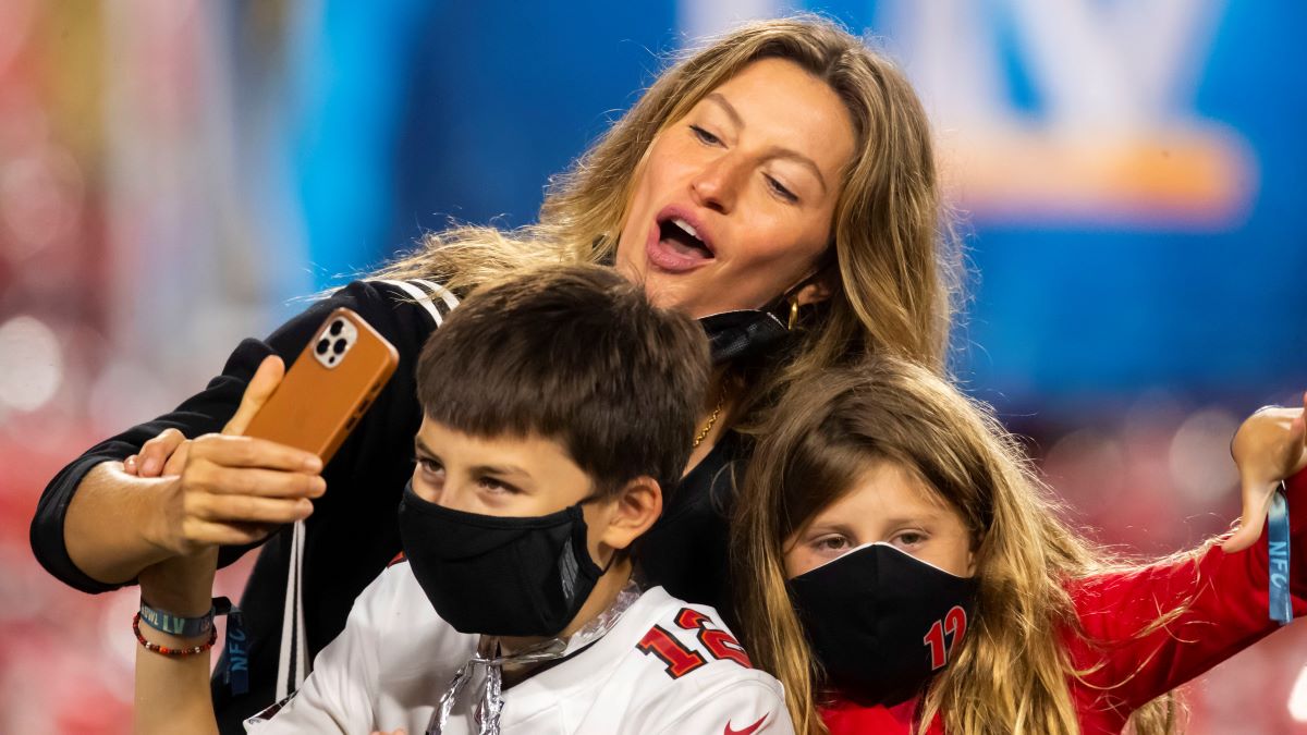 Gisele Bündchen reacts to ex Tom Brady announcing his retirement