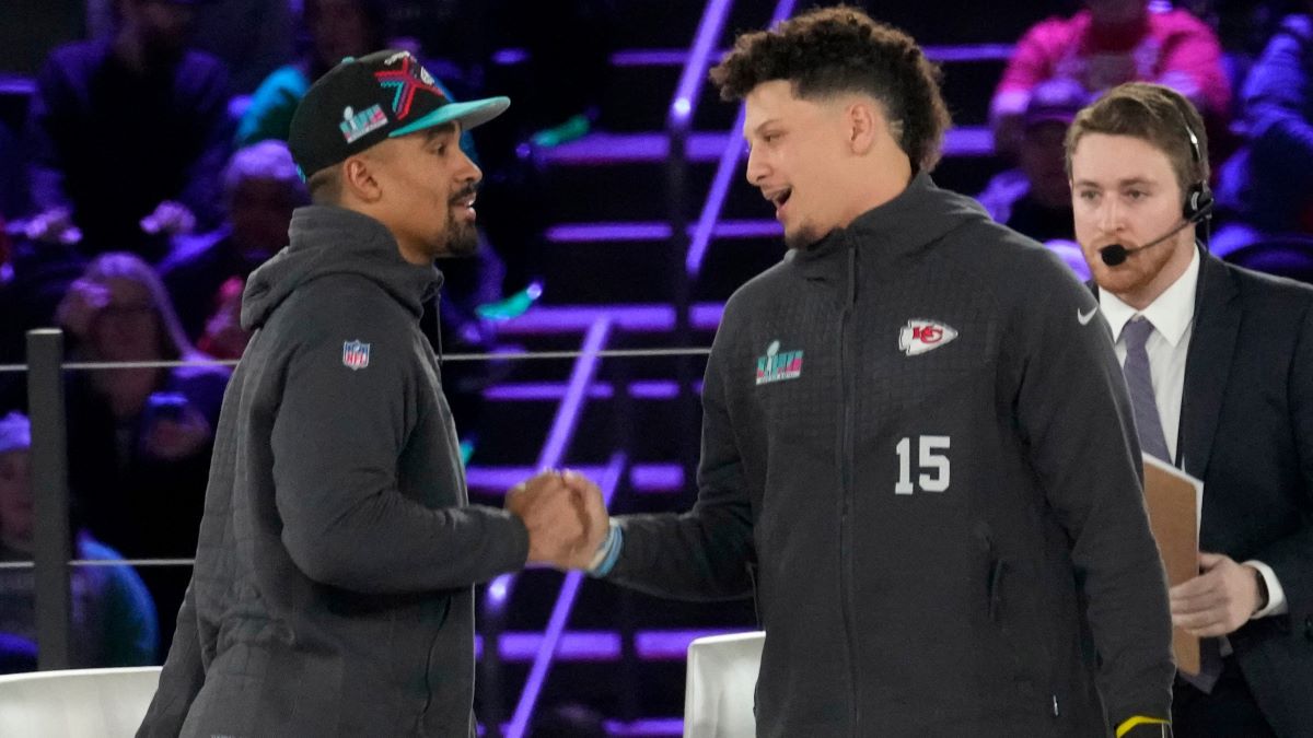 Chris Berman Catches Flak For Weird Take On Super Bowl QBs