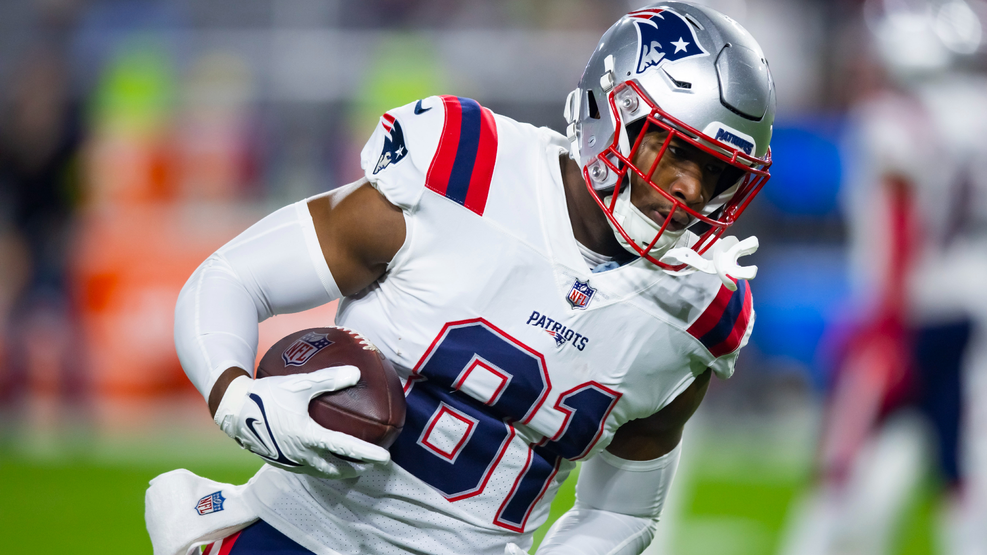 Patriots Reportedly Trade Jonnu Smith To Falcons In Salary Dump