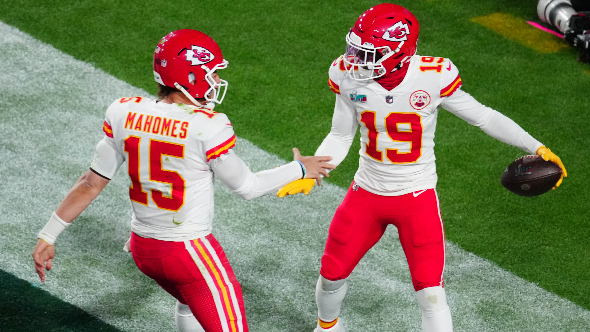 2023 Super Bowl Champion Patrick Mahomes, Patrick Mahomes bootleg