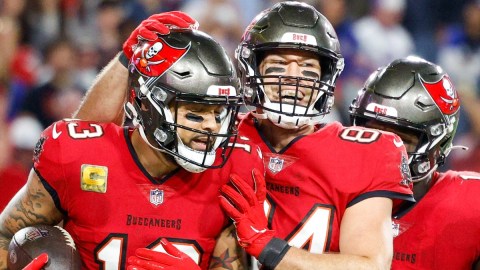 Tampa Bay Buccaneers wide receiver Mike Evans, tight end Cameron Brate