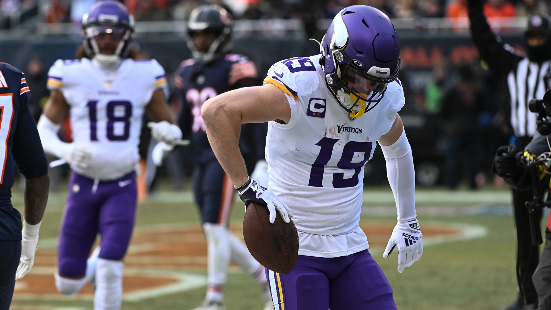 Patriots Rumors: Here's what an Adam Thielen trade could look like