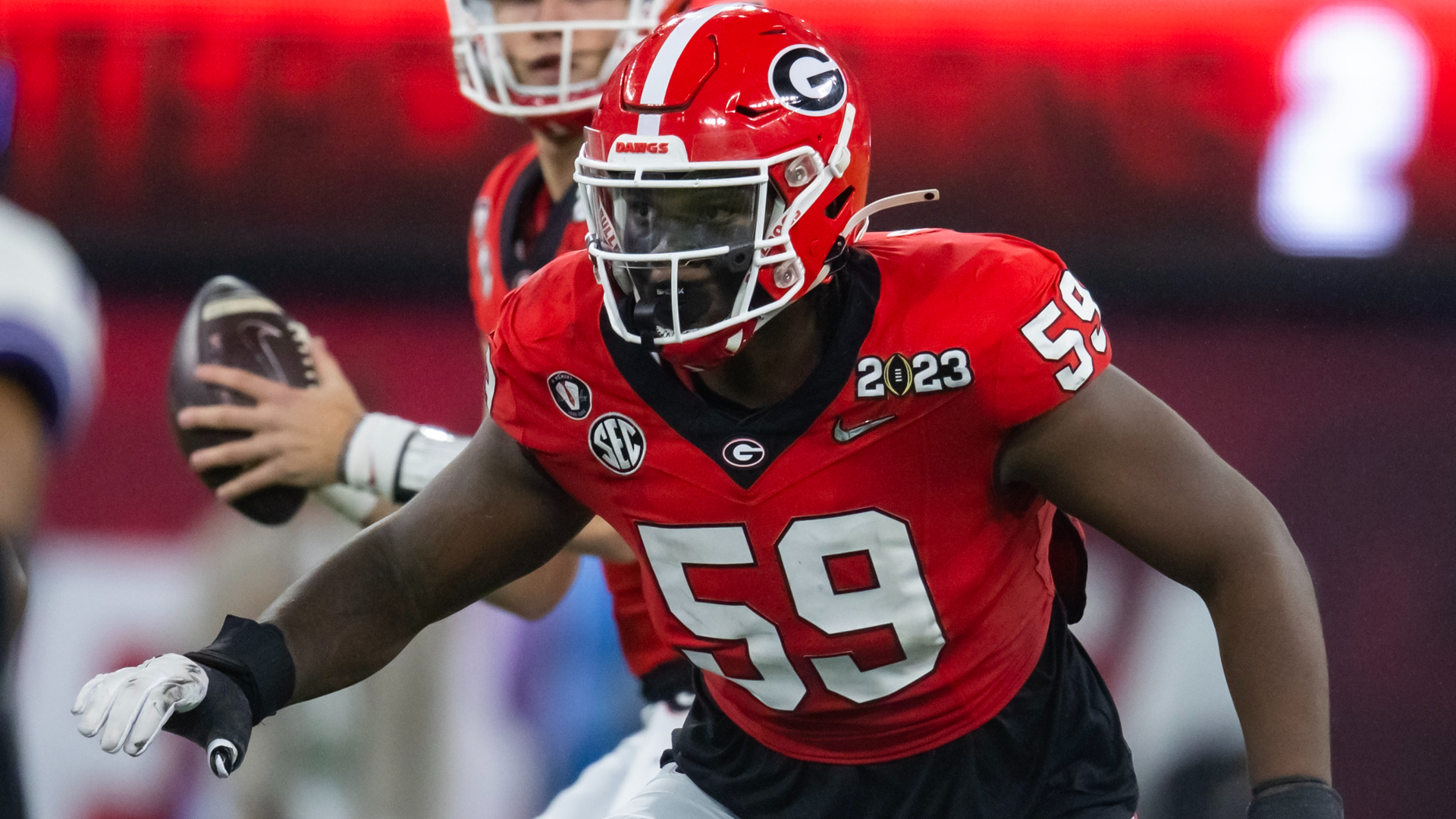 OL Broderick Jones (Georgia) Runs a 4.97-Second 40-Yard Dash at