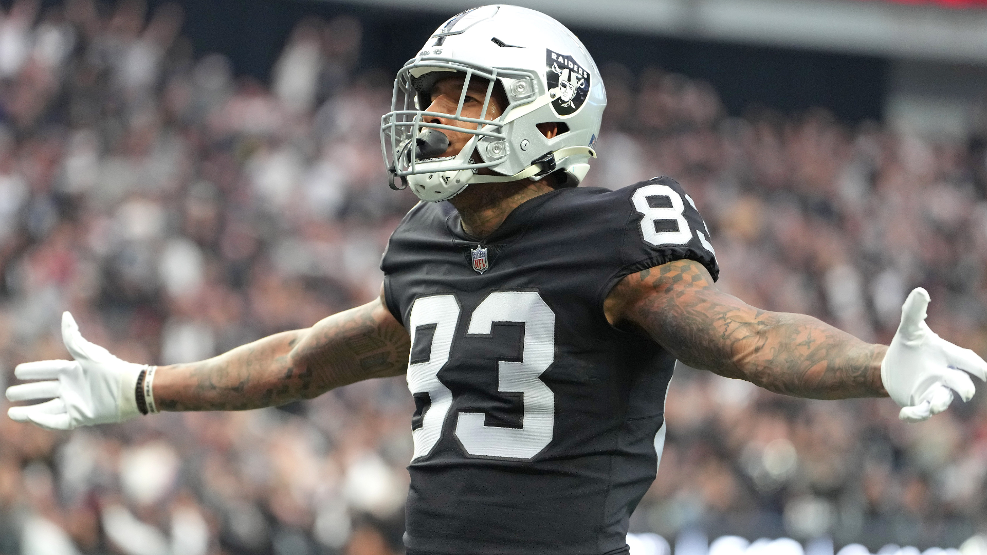 Report: Giants Finalizing Trade for Raiders TE Darren Waller