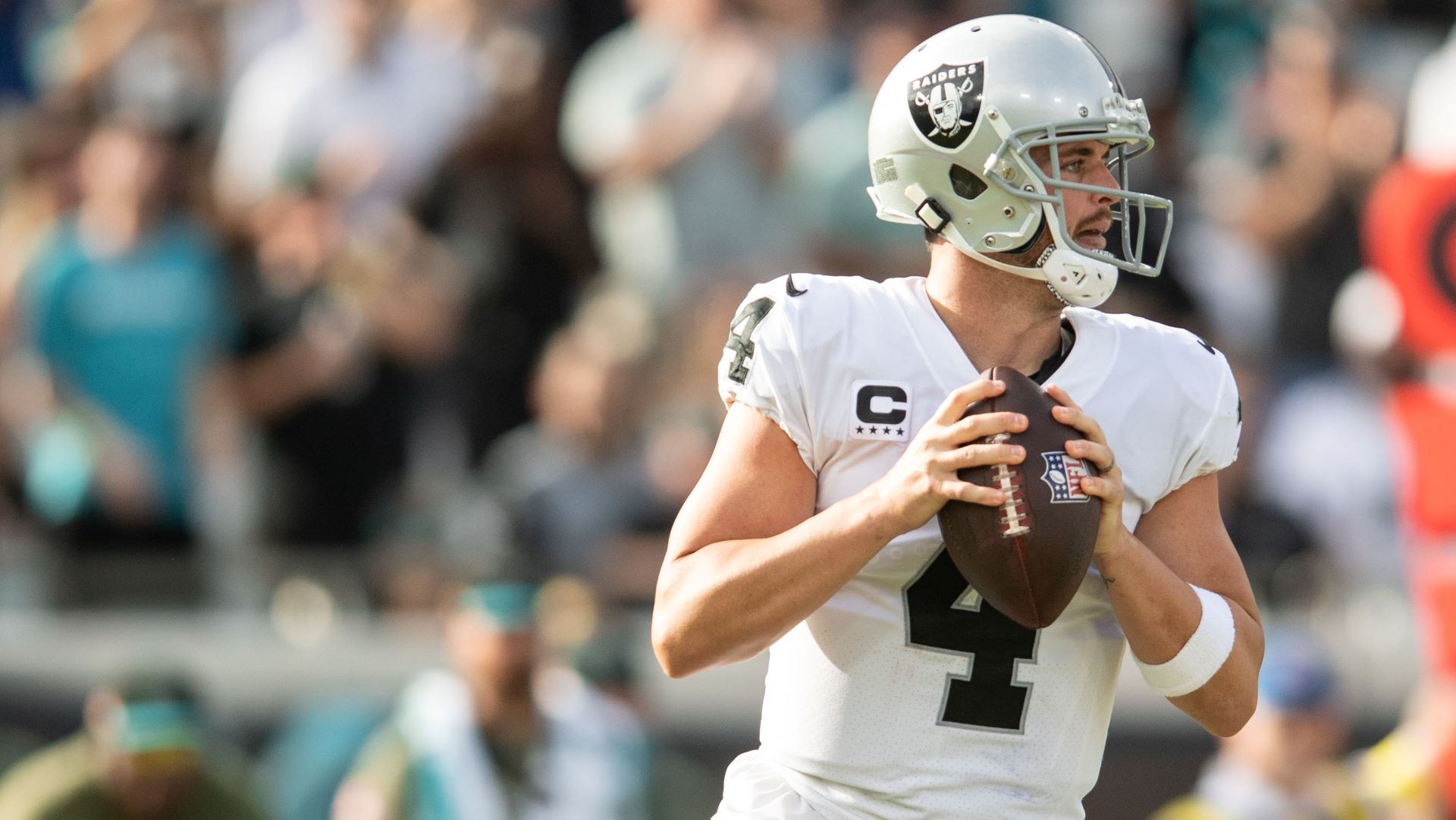 Does signing Derek Carr make the New Orleans Saints a contender