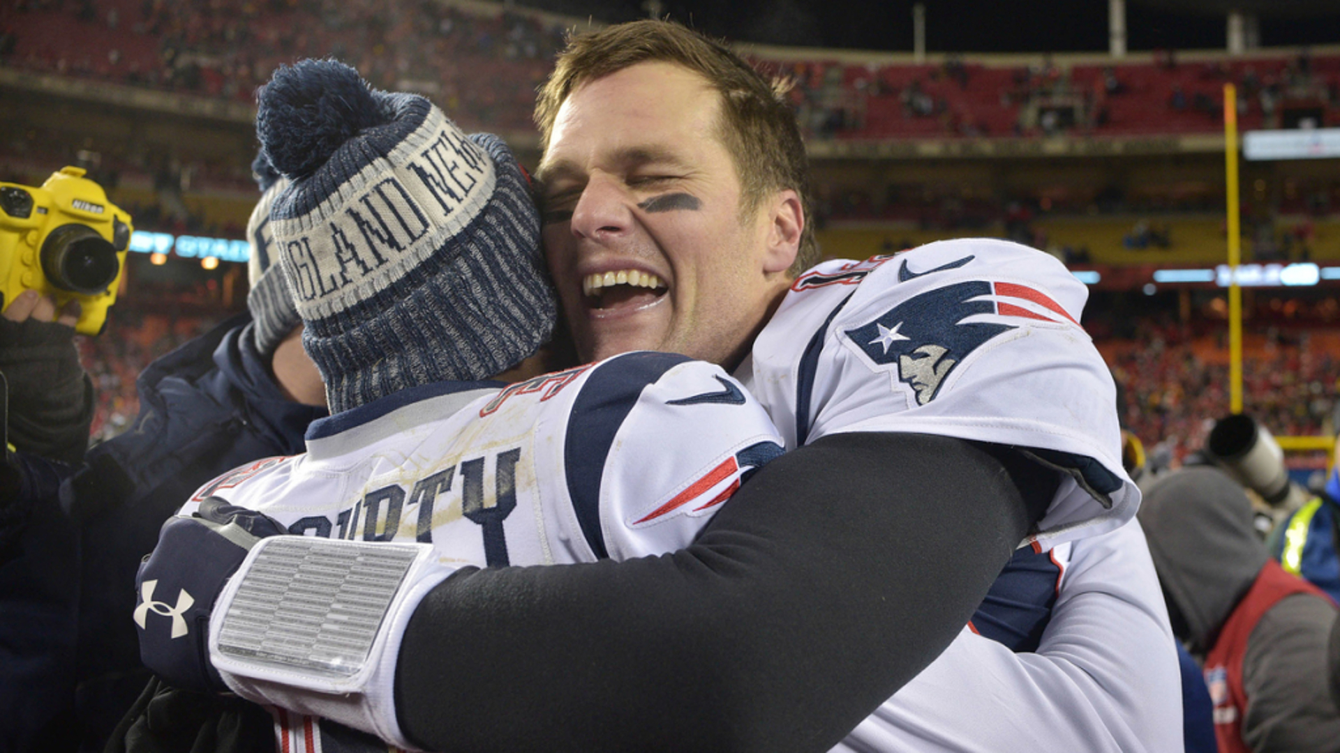 Patriots news: What Tom Brady told Devin McCourty on retirement