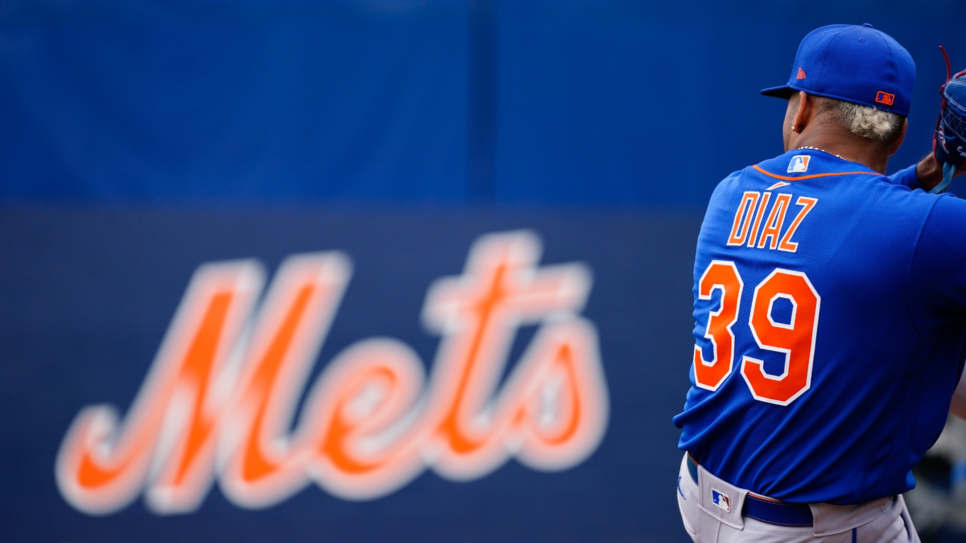 MLB rumors: Mets' Edwin Diaz eyes return from knee injury in 2023