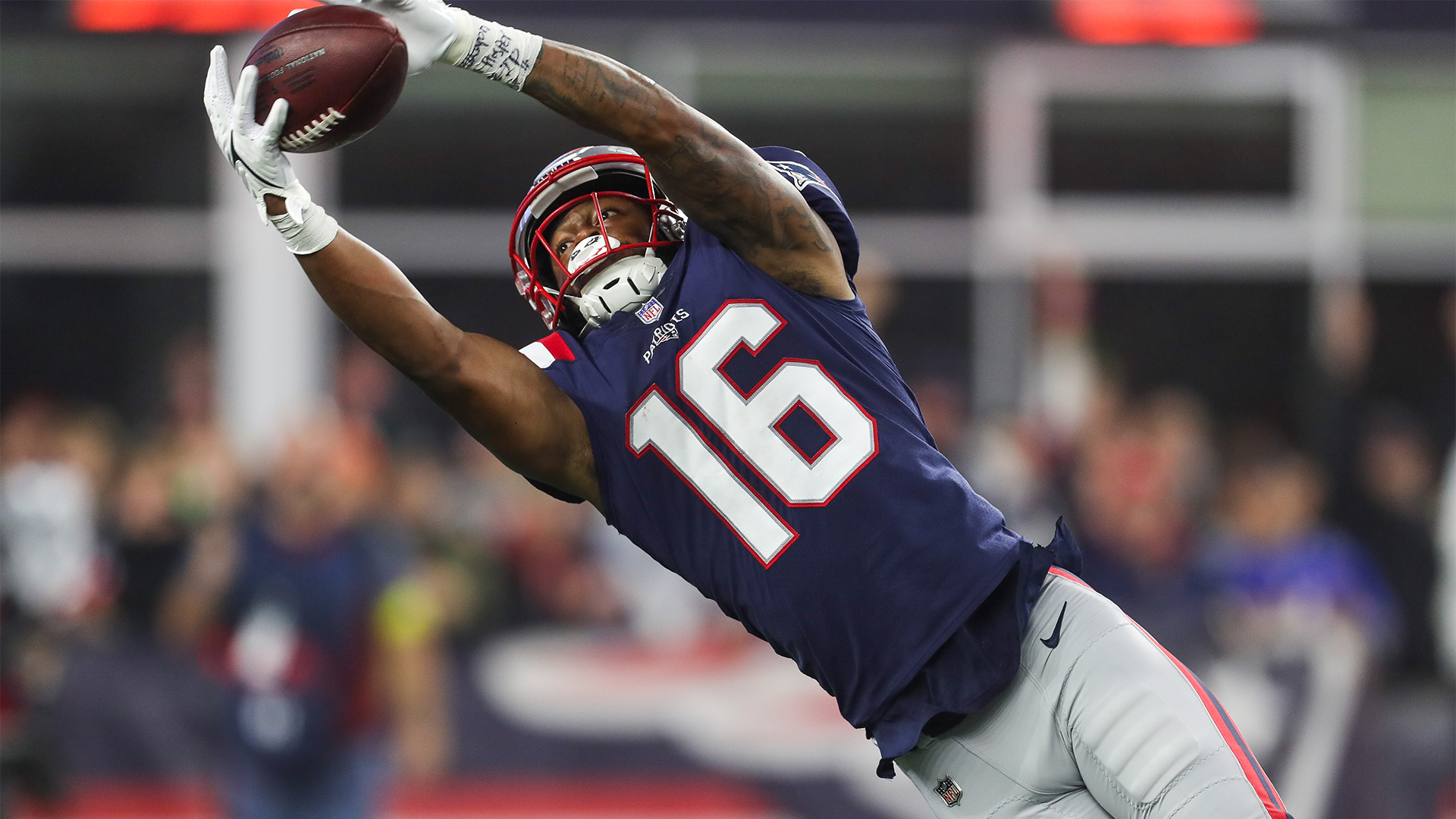 Las Vegas Raiders land New England Patriots WR Jakobi Meyers for 3