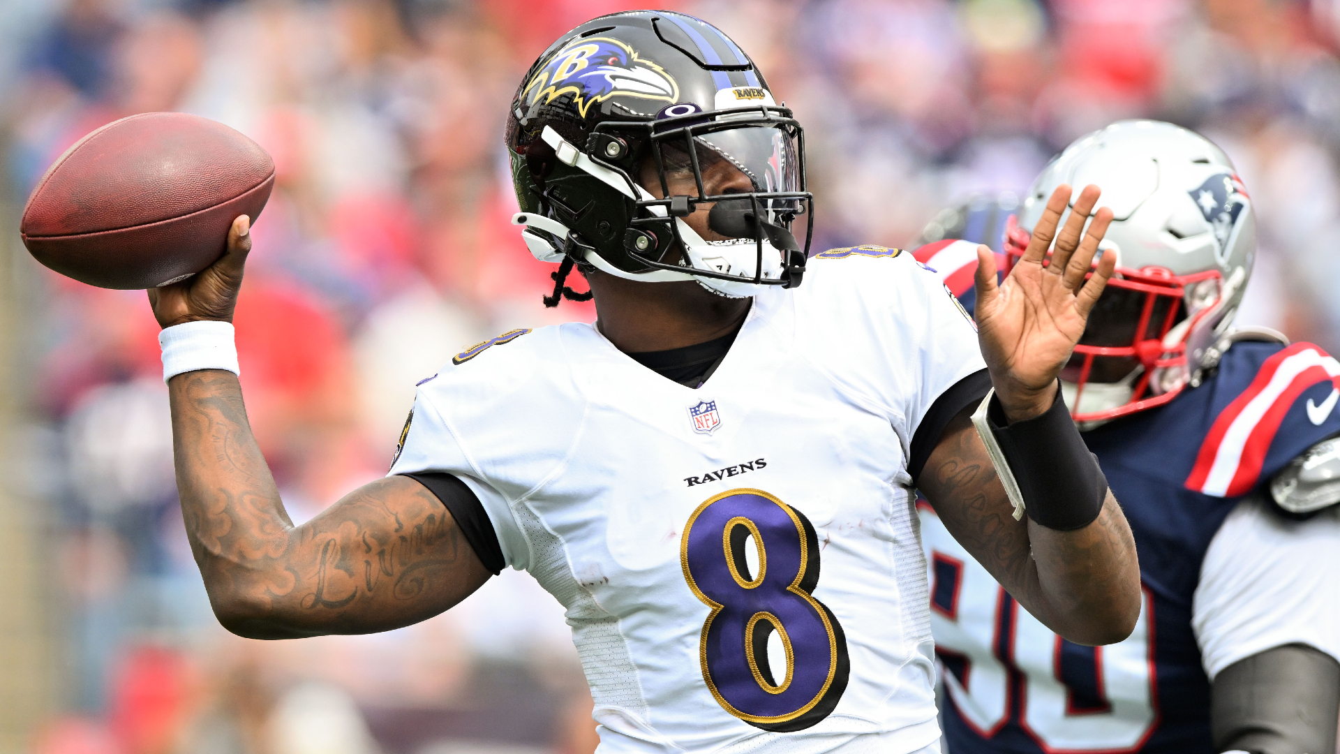 Pros and Cons of Paying Lamar Jackson Before Week 1—and How It