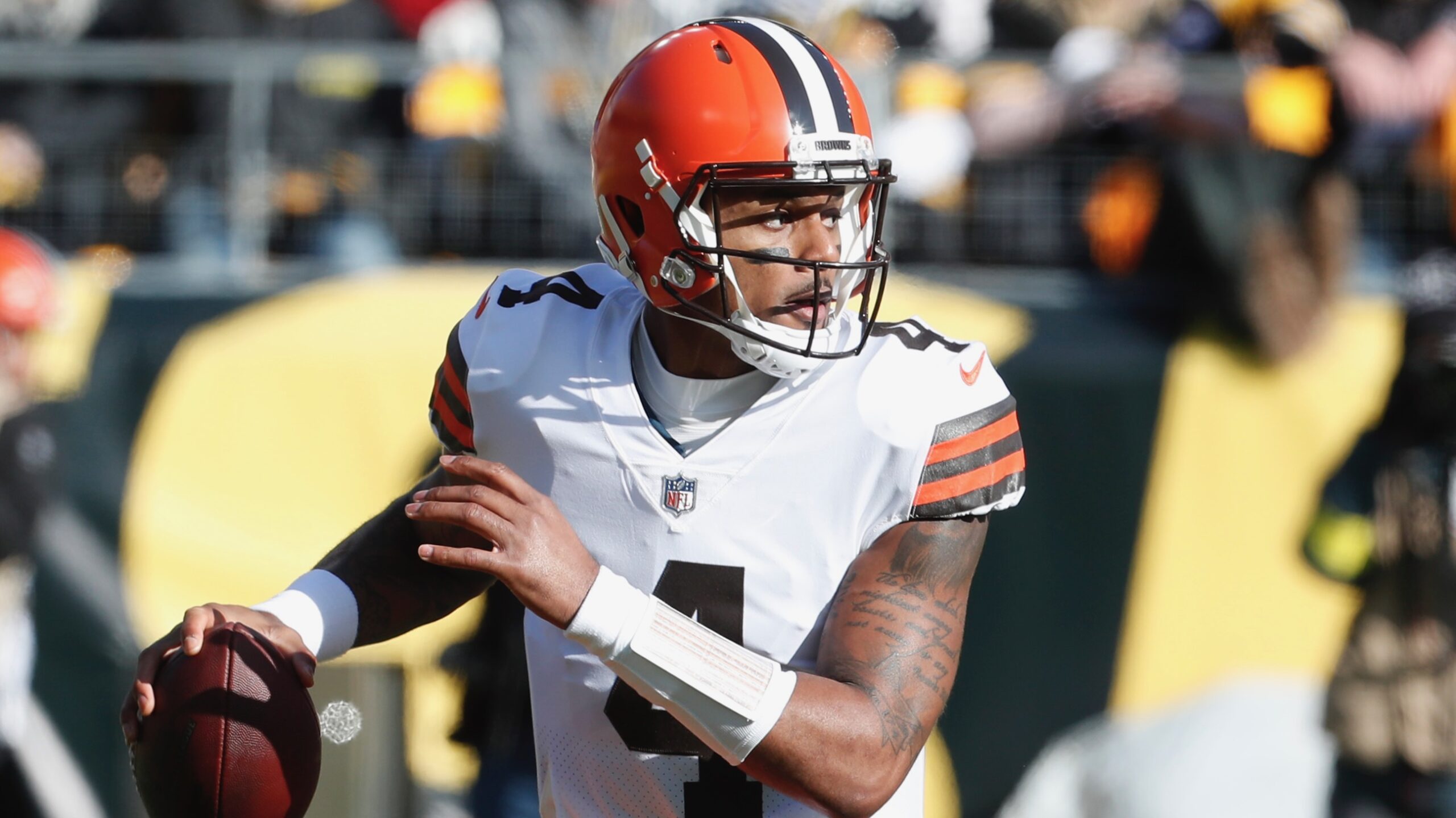 Deshaun Watson, Browns restructure QB's deal to open up cap space