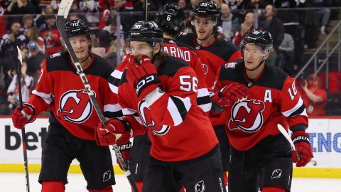 NHL: Toronto Maple Leafs at New Jersey Devils