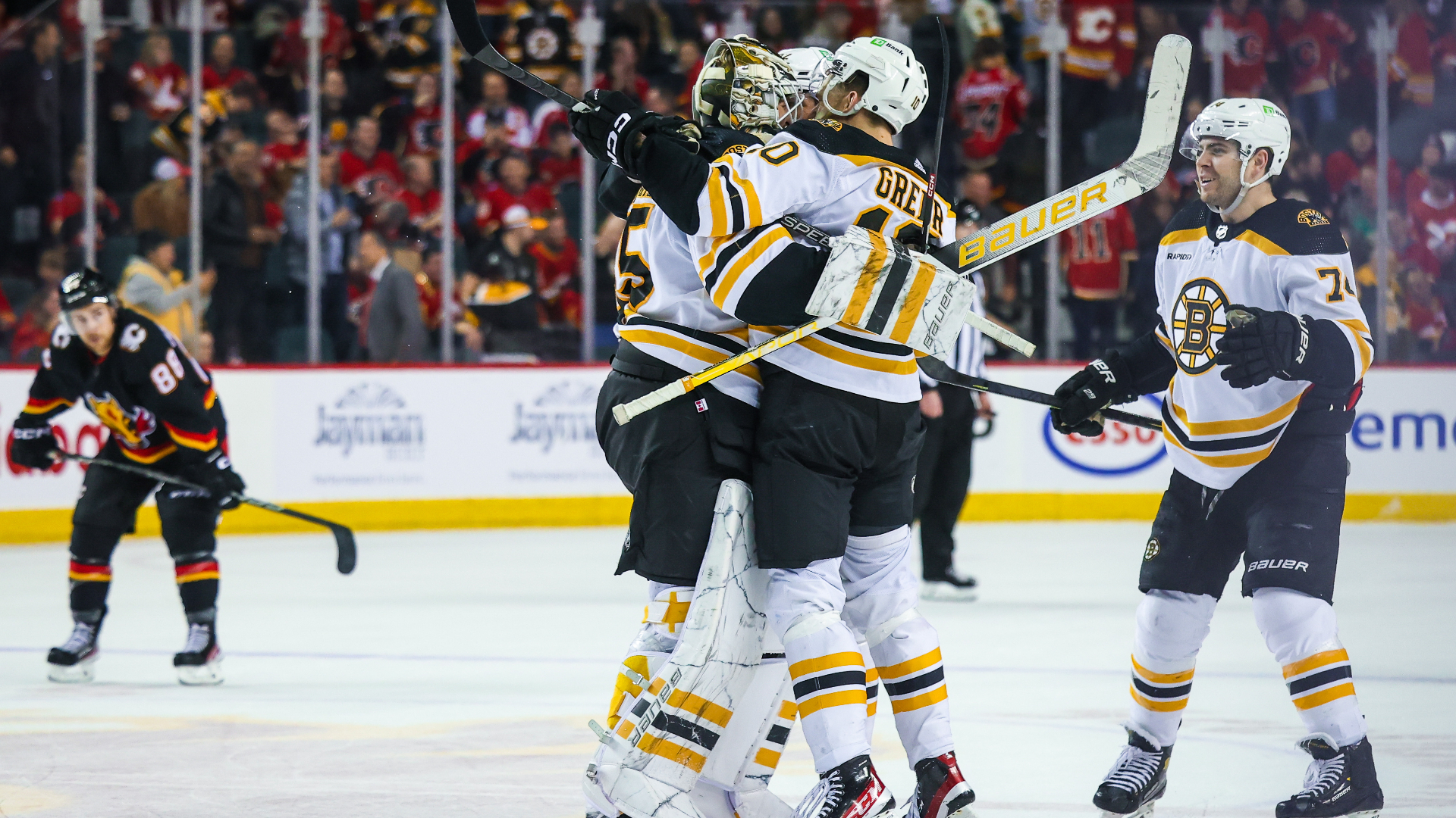 NHL on X: Pleased to report that the @NHLBruins goalie hugs