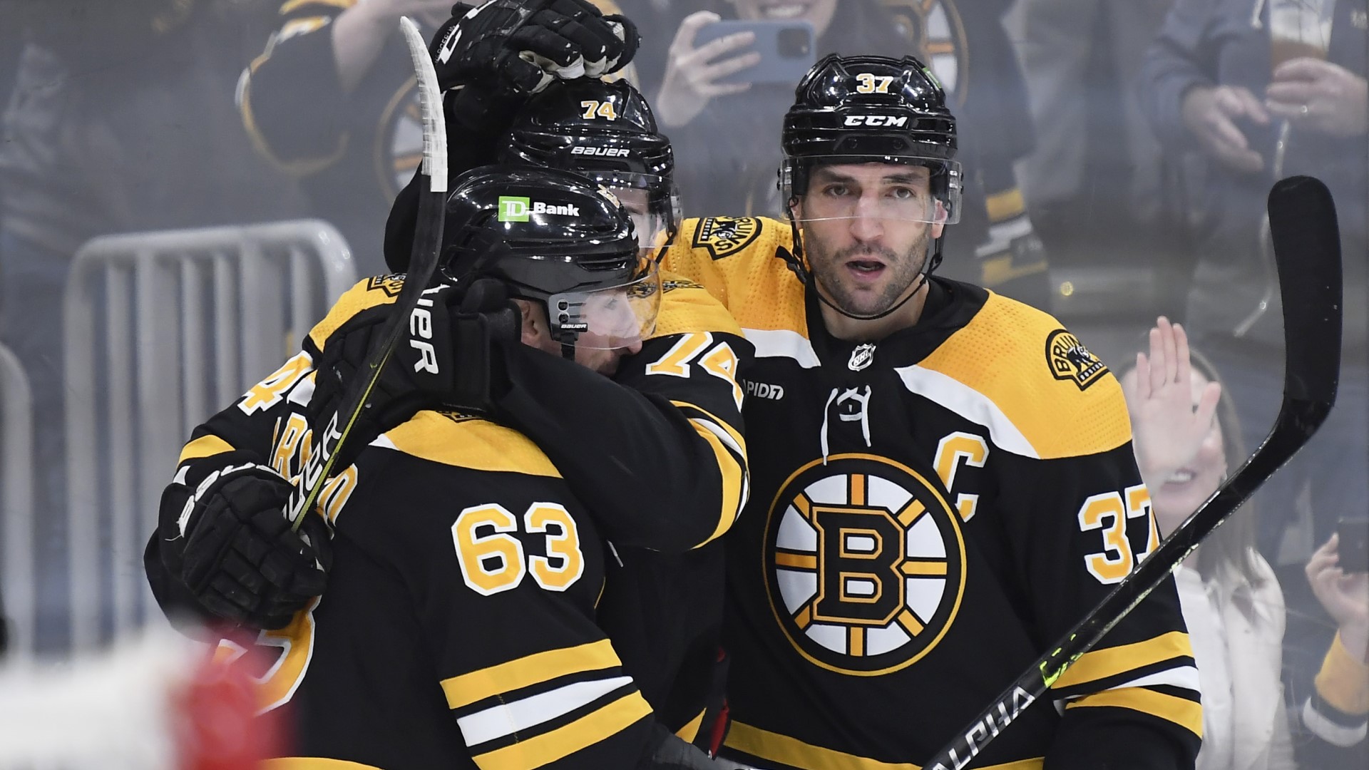 10 things that defined the Bruins in a dominant, record-setting season