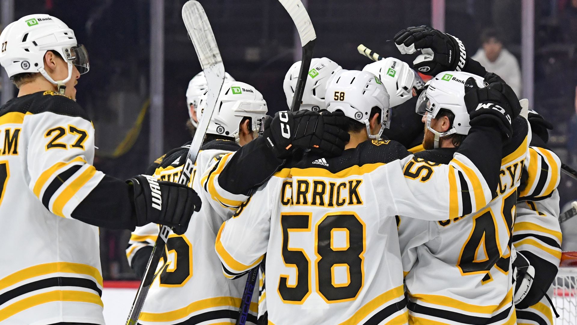 Bruins win 63rd game, breaking NHL's single-season victory record 