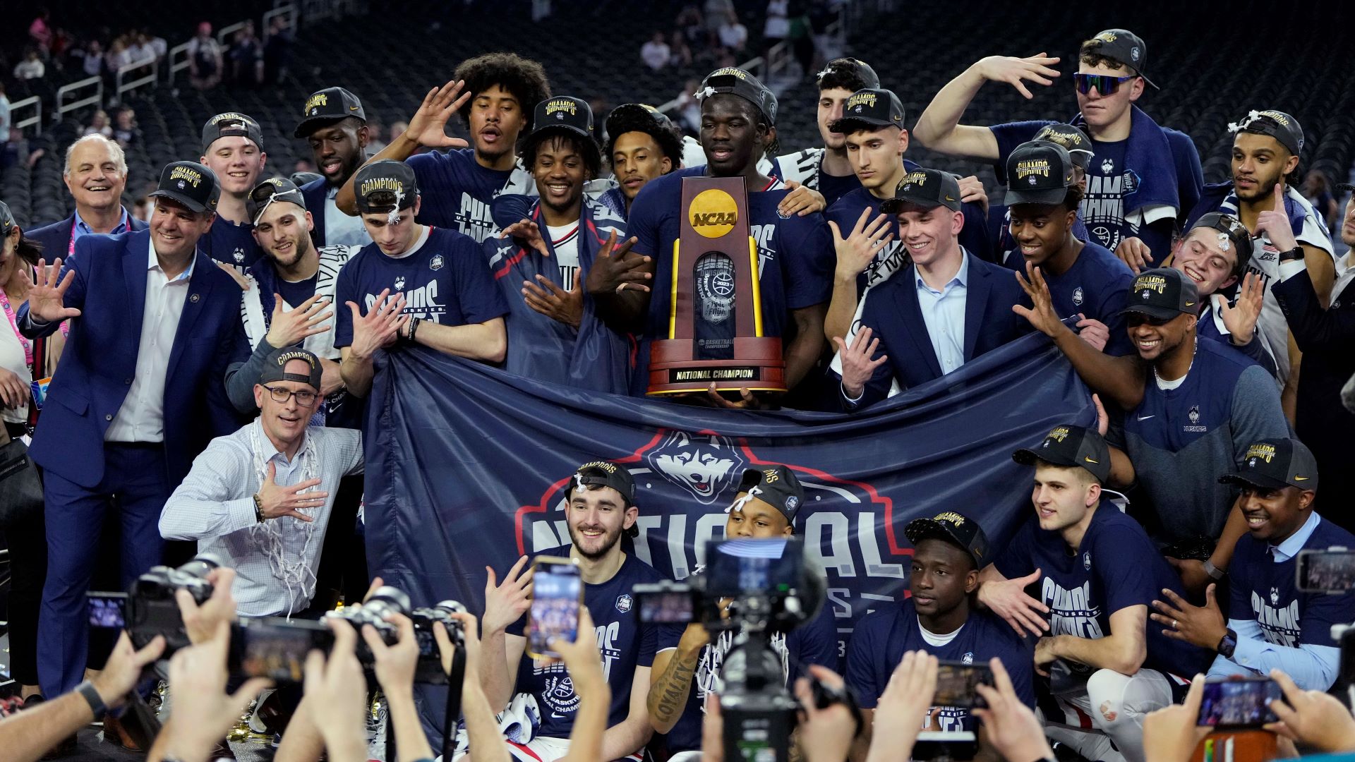 NCAA Basketball Odds Early Numbers On 2024 Men's Champion